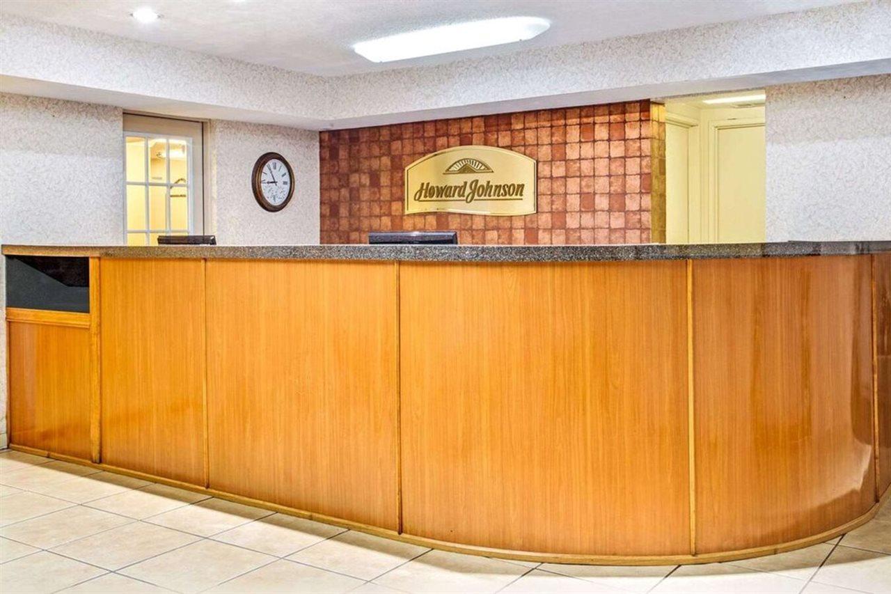Airport Inn Тампа Екстериор снимка
